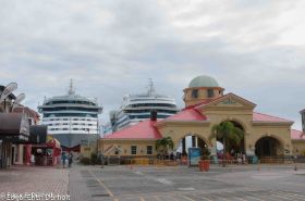 Touri Shops, Hafen Basseterre, St. Kitts-8310.jpg